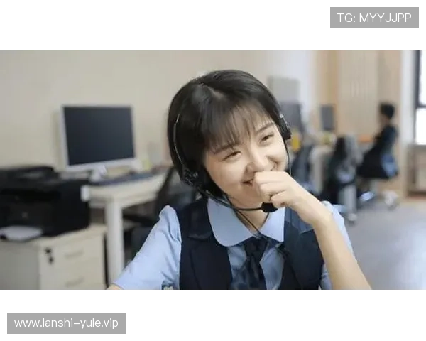 178直播真人娱乐专业客服全天在线，快速解决玩家在游戏中遇到的各种问题